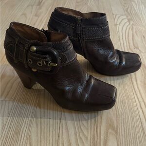 Frye Andie Ankle Booties